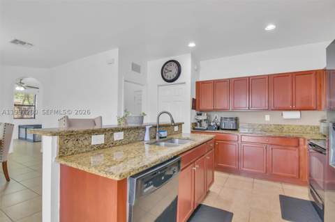 22525 SW 105th Ct, Cutler Bay FL - photo 16 of 50