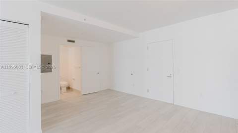 31 SE 6th St 1906, Miami FL - photo 7 of 27