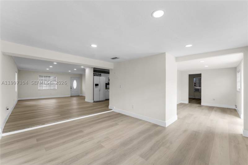 5 bedroom SingleFamilyResidence at 15260 SW 308th St, 21st Century Homes New, Homestead — photo 4