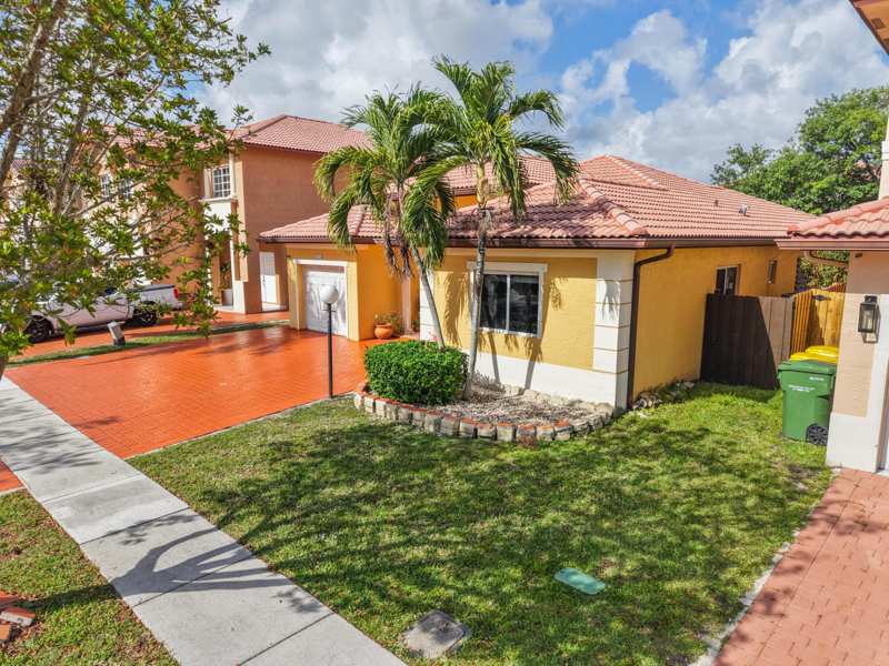 4 bedroom SingleFamilyResidence at 2724 NE 42nd Avenue, Mirens Place, Homestead — photo 1