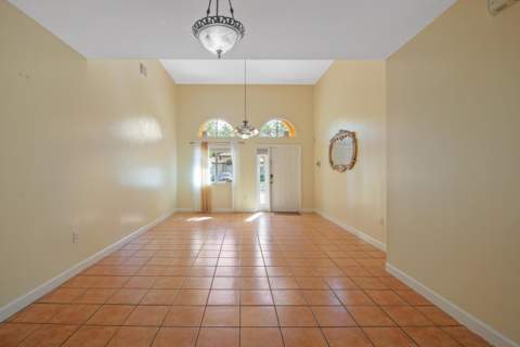 2724 NE 42nd Avenue, Homestead FL - photo 19 of 95
