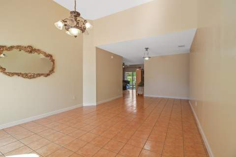 2724 NE 42nd Avenue, Homestead FL - photo 21 of 95