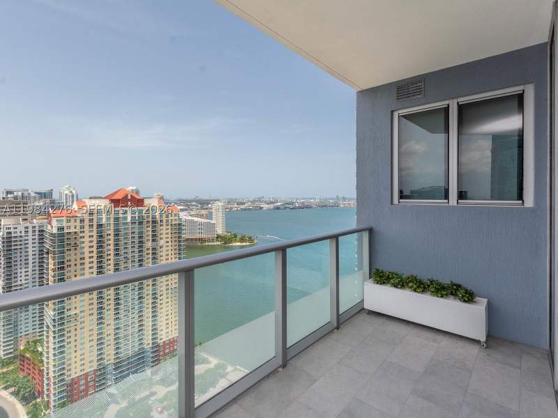 4 bedroom Condominium at 1300 Brickell Bay Dr 3804, Brickellhouse Condo, Miami — photo 5