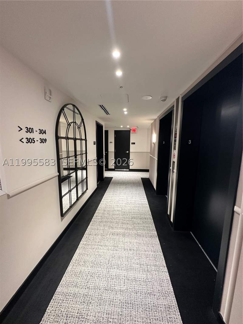 1 bedroom Condominium at 4220 Laguna St 308, The Avenue Coral Gables, Coral Gables — photo 5