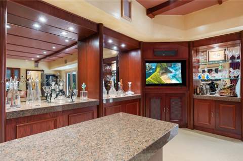 20251 W Oak Haven Cir, Miami FL - photo 12 of 68