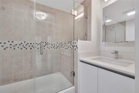 2901 S Bayshore Dr 16G, Miami FL - photo 14 of 53