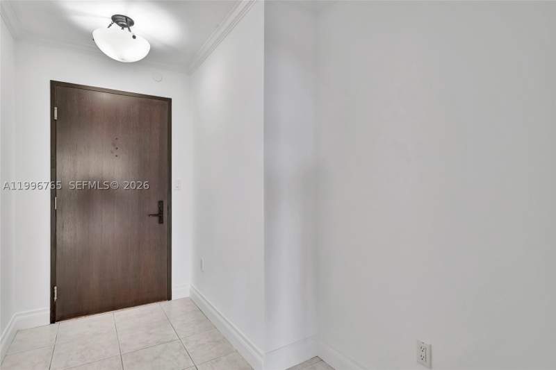 2 bedroom Condominium at 2901 S Bayshore Dr 16G, Yacht Harbour Condo, Miami — photo 3