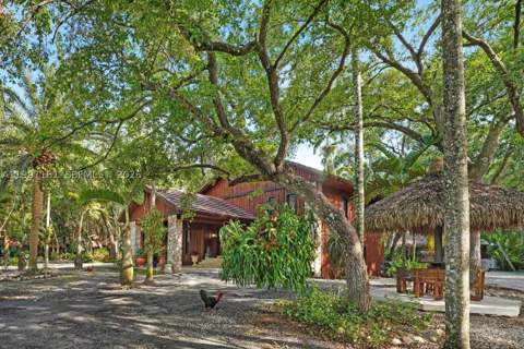 15425 SW 268th St, Homestead FL - photo 16 of 77