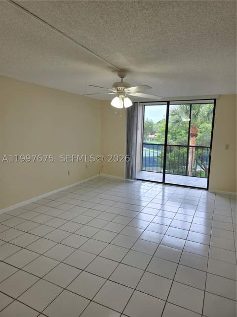 8005 SW 107th Ave 309, Miami FL - photo 11 of 36