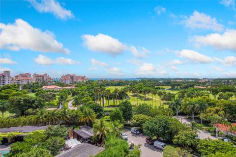 6882 Fisher Island Dr 6882, Miami Beach FL - photo 13 of 68
