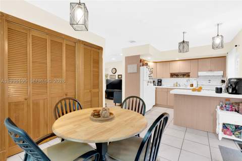 6133 SW 62nd Ter, South Miami FL - photo 8 of 46