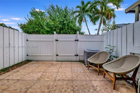 21300 San Simeon Way K2, Miami FL - photo 22 of 27