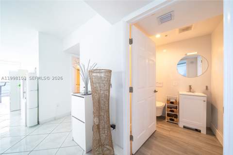 6301 Collins Ave 2802, Miami Beach FL - photo 14 of 27
