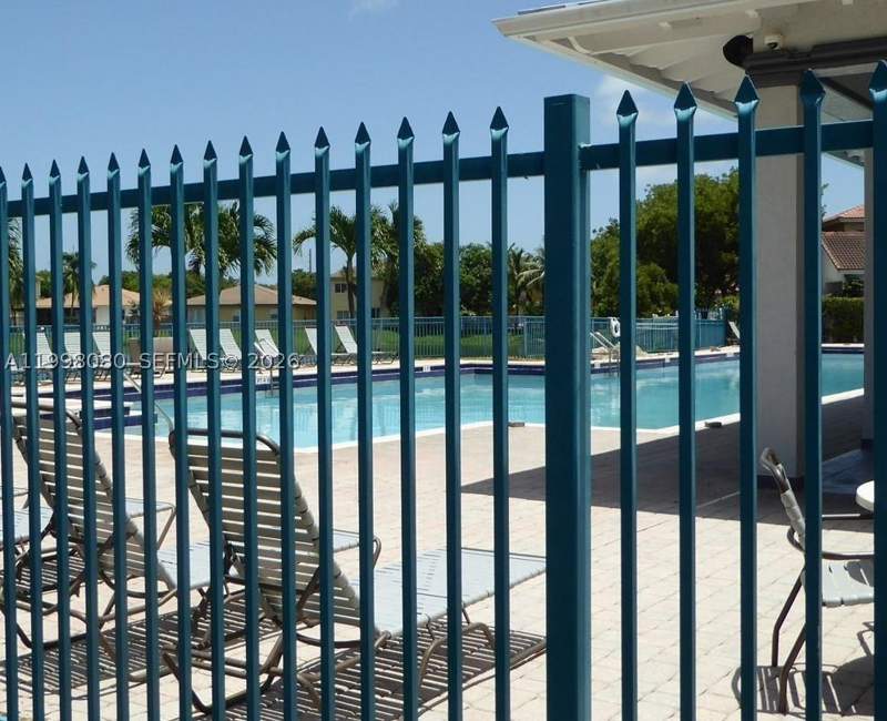 3 bedroom Townhouse at 979 NE 42nd Ter, MARBELLA BAY, Homestead — photo 3