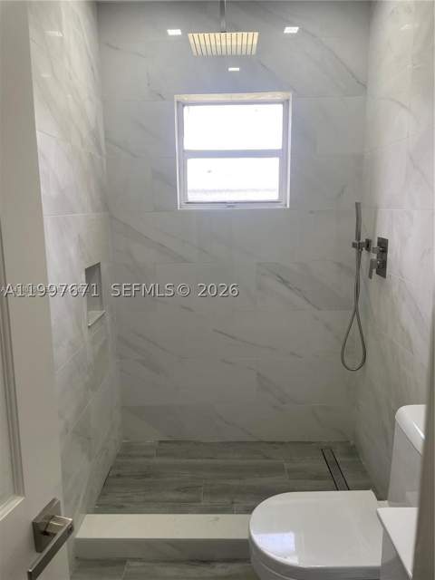 19740 W Saint Andrews Dr, Hialeah FL - photo 18 of 40