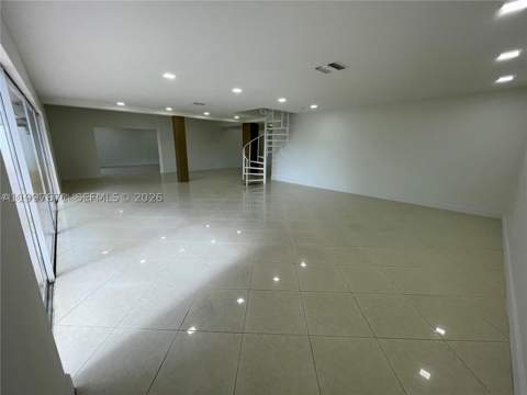 19740 W Saint Andrews Dr, Hialeah FL - photo 24 of 40