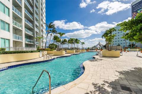 244 Biscayne Blvd 239, Miami FL - photo 23 of 33
