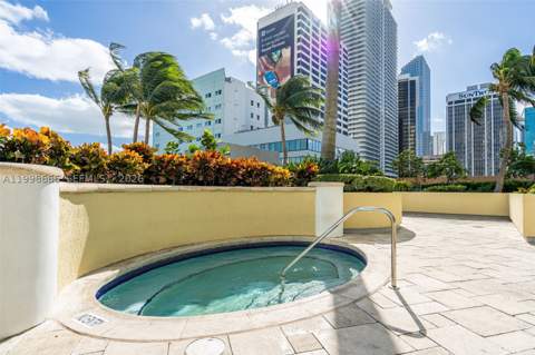 244 Biscayne Blvd 239, Miami FL - photo 24 of 33