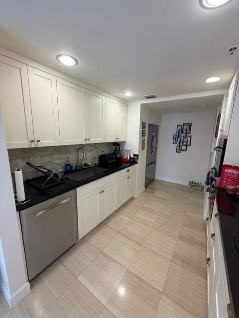 1581 Brickell Avenue 406, Miami FL - photo 11 of 20