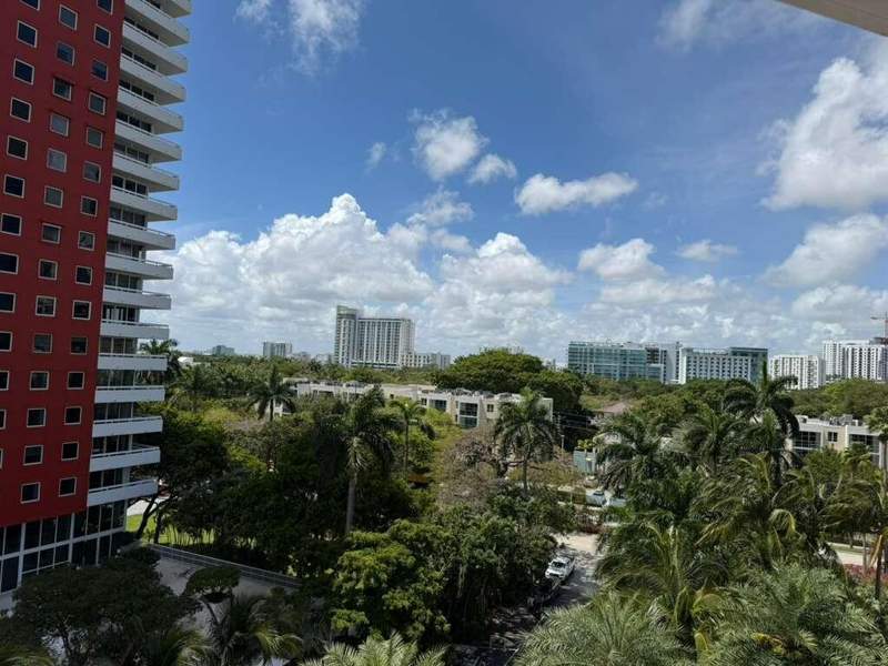 3 bedroom Condominium at 1581 Brickell Avenue 406, Villa Regina Condo, Miami — photo 3