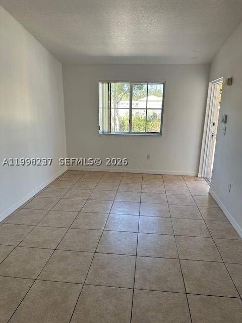 2 bedroom Condominium at 1240 SE 28th Ct 102, Venetia Gardens Condo, Homestead — photo 2