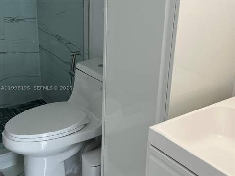 6545 Indian Creek Dr 506, Miami Beach FL - photo 9 of 28