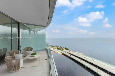 175 SE 25 Rd 2003, Miami FL - photo 18 of 45