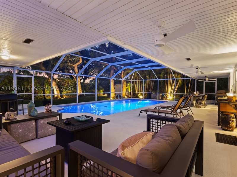 4 bedroom SingleFamilyResidence at 16400 SW 80th Ave, The Oaks, Palmetto Bay — photo 1