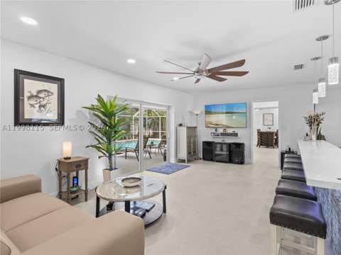 16400 SW 80th Ave, Palmetto Bay FL - photo 8 of 28
