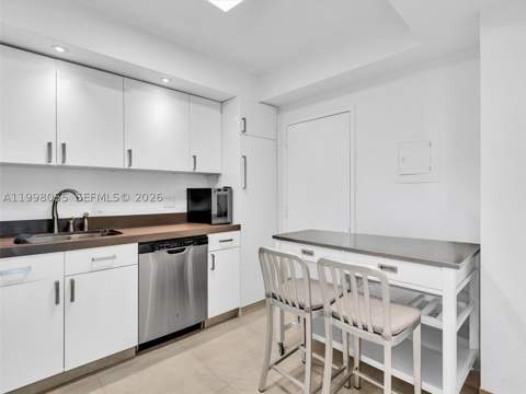 500 Bayview Dr 1132, Sunny Isles Beach FL - photo 13 of 71