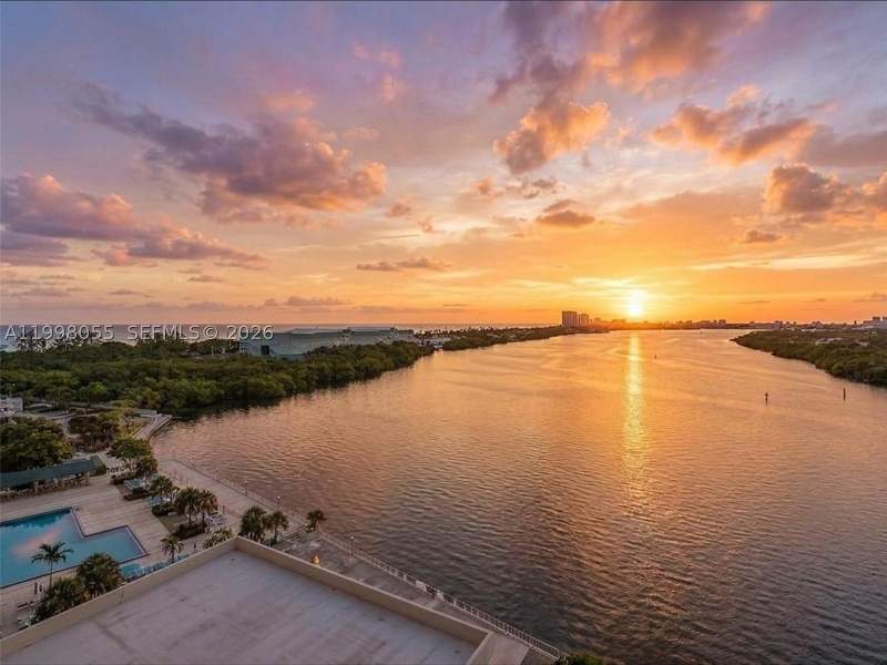 2 bedroom Condominium at 500 Bayview Dr 1132, Arlen House West Condo, Sunny Isles Beach — photo 2