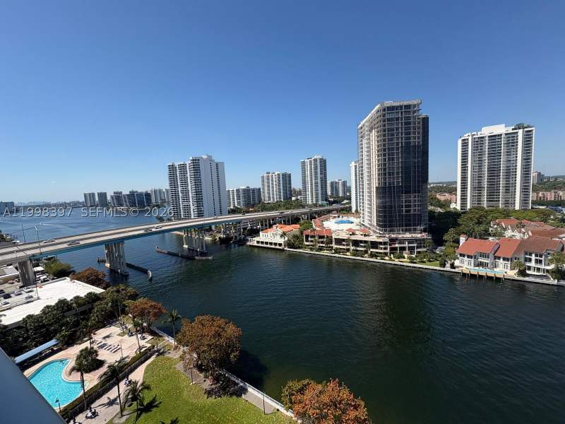 1 bedroom Condominium at 19390 Collins Ave 1623, Oceanview Building A Cond, Sunny Isles Beach — photo 2