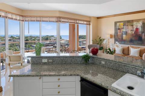 10 Edgewater Dr 7G, Coral Gables FL - photo 7 of 31
