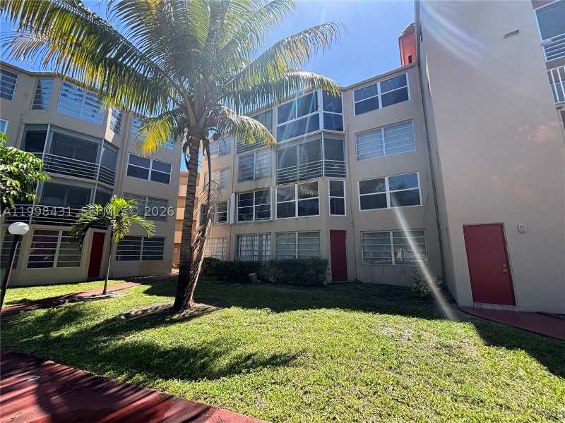 1 bedroom Condominium at 1501 NE 191st St C211, Rolling Green Condo C, Miami — photo 1
