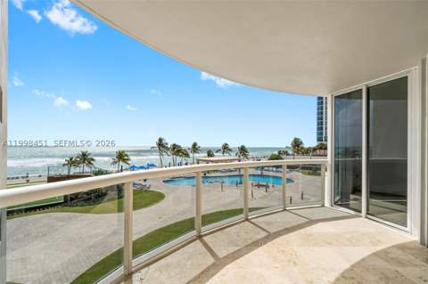 17555 Collins Ave 406, Sunny Isles Beach FL - photo 9 of 33