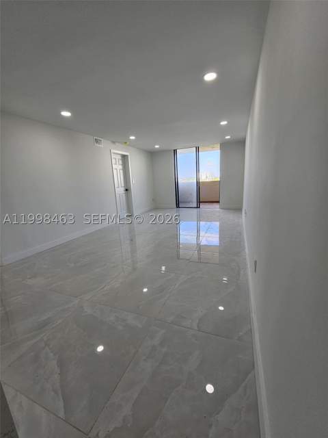 7125 Bay Dr 506, Miami Beach FL - photo 14 of 14