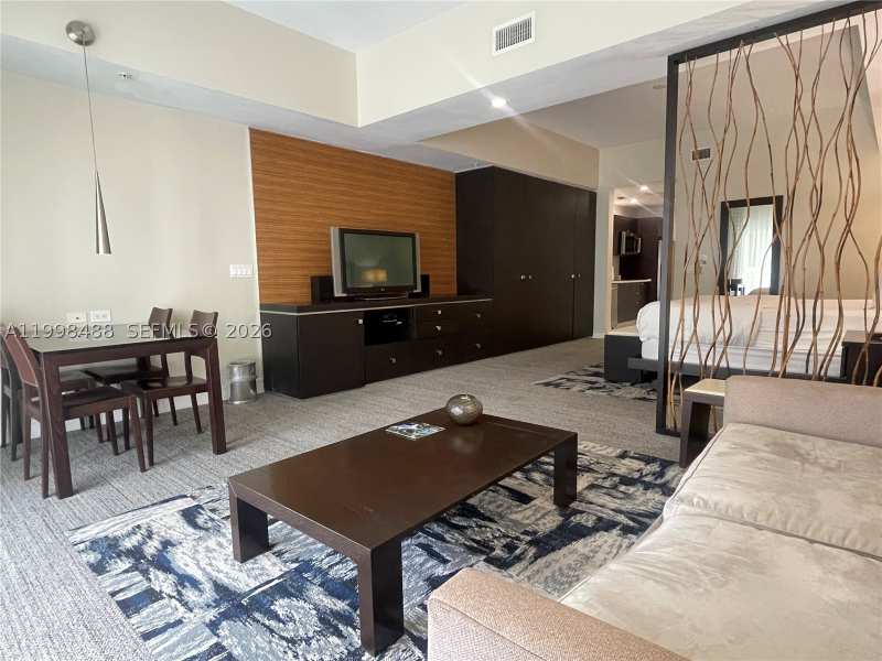 1 bedroom Condominium at 5300 NW 87th Ave 1103, The Blue A Resort Hotel C, Doral — photo 1