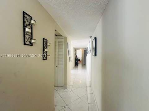 17878 N Bay Rd 307, Sunny Isles Beach FL - photo 11 of 27