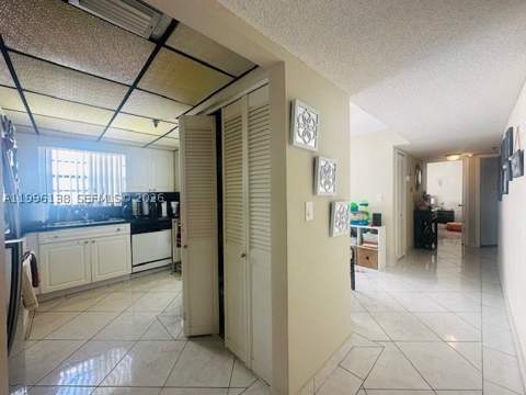 17878 N Bay Rd 307, Sunny Isles Beach FL - photo 12 of 27