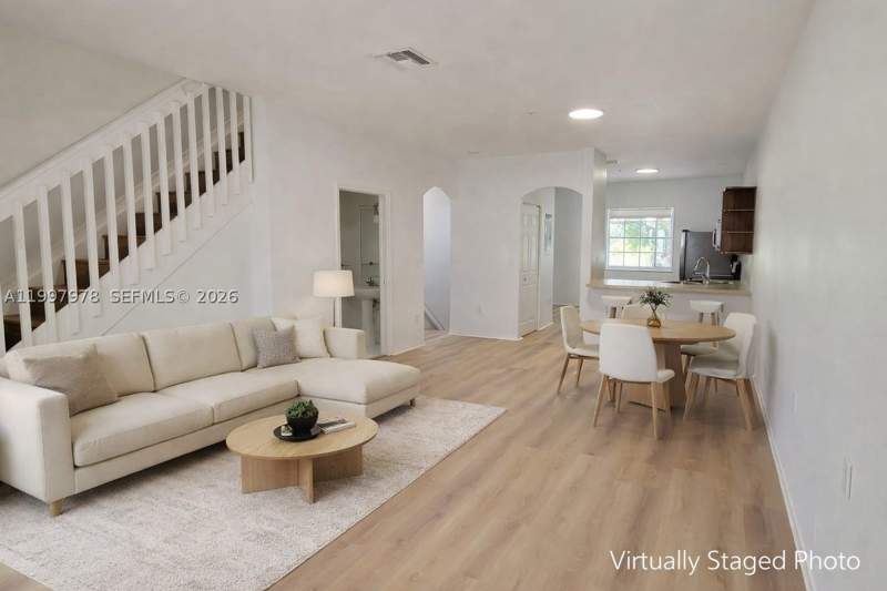 3 bedroom Townhouse at 5640 NW 115th Ct 211, Las Brisas At Doral Condo, Doral — photo 5