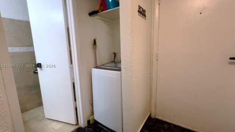 1900 W 68th St D207, Hialeah FL - photo 11 of 35