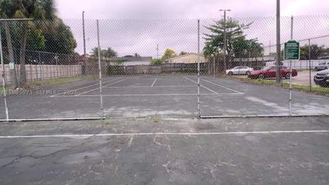 1900 W 68th St D207, Hialeah FL - photo 13 of 35