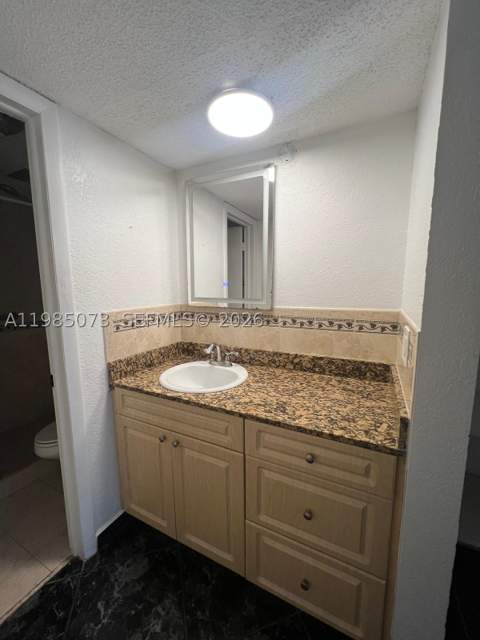 1900 W 68th St D207, Hialeah FL - photo 22 of 35