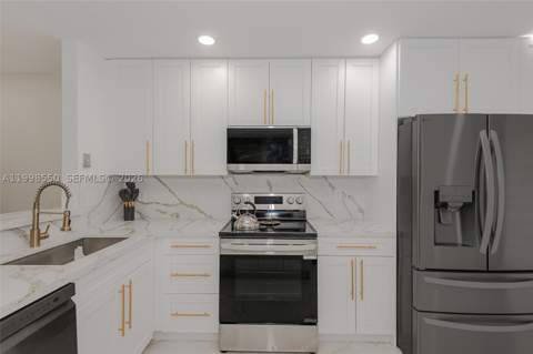 3325 Torremolinos Ave C-44, Doral FL - photo 20 of 35