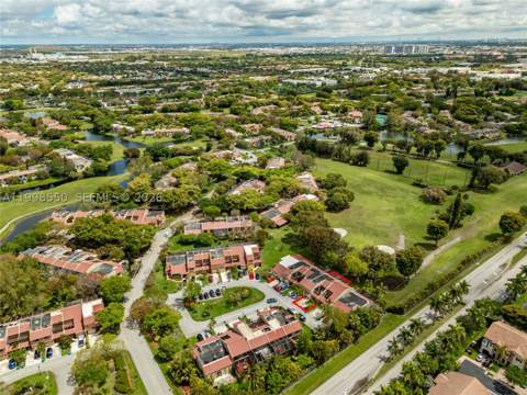 3325 Torremolinos Ave C-44, Doral FL - photo 6 of 35