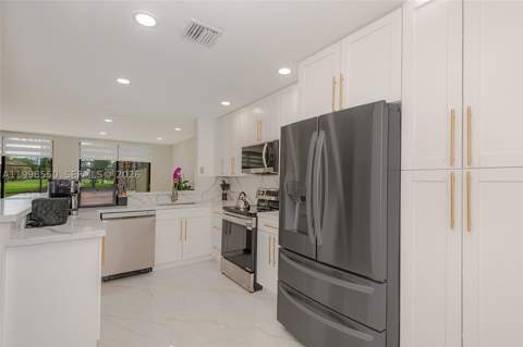 3325 Torremolinos Ave C-44, Doral FL - photo 8 of 35