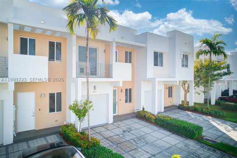 7159 NW 102nd Place, Doral FL - photo 7 of 57