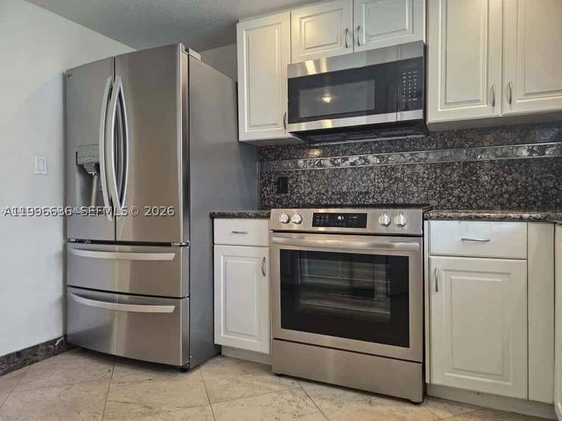 2 bedroom Condominium at 1650 Coral Way 601, Marbella Condo, Miami — photo 5