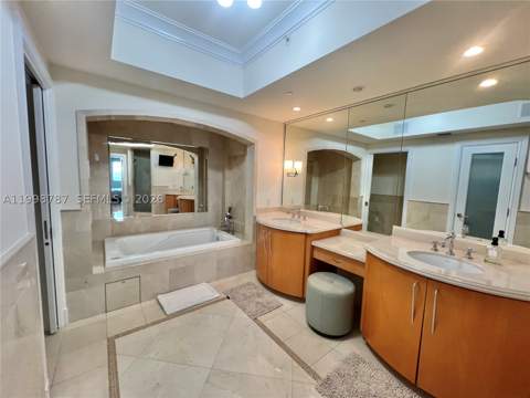 17875 Collins Ave 4305, Sunny Isles Beach FL - photo 14 of 22