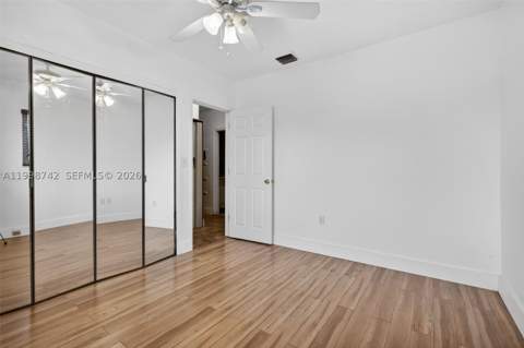 733 W 33rd St, Hialeah FL - photo 10 of 42